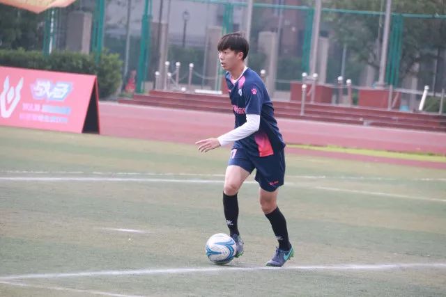 大乐透派奖首期开4注1等 单注奖金最高2442万