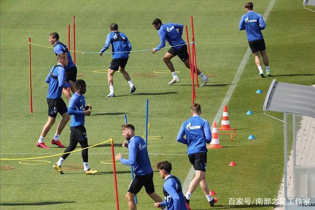 杨28+11老鹰险胜凯尔特人 步行者送76人5连败
